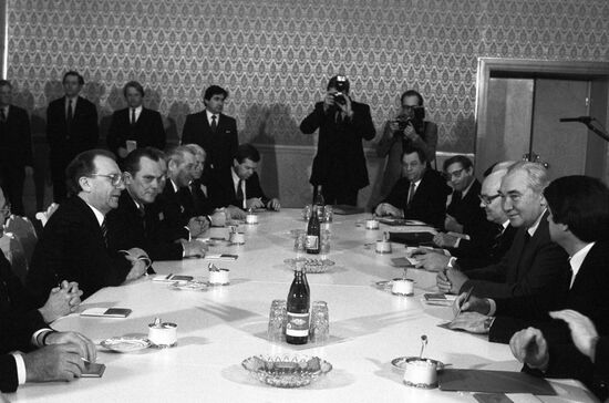 Delegation of the Federal Republic of Germany visits USSR