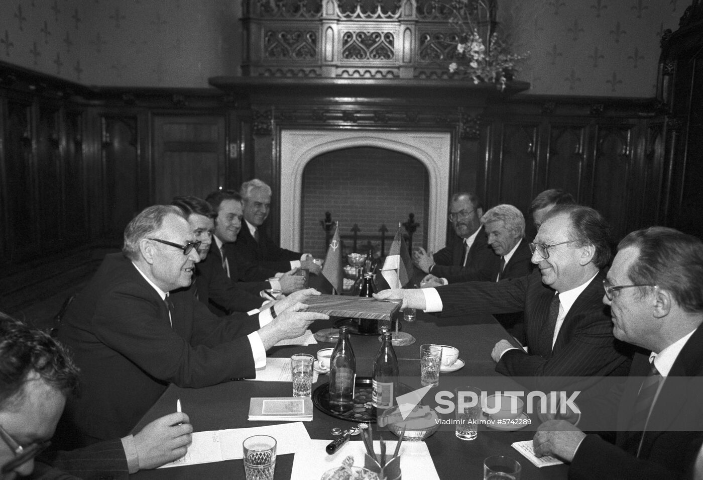 Delegation of the Federal Republic of Germany visits USSR