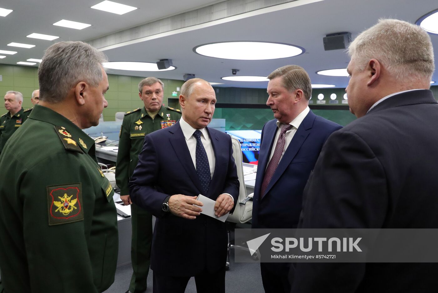 President Vladimir Putin visits National Defense Control Center