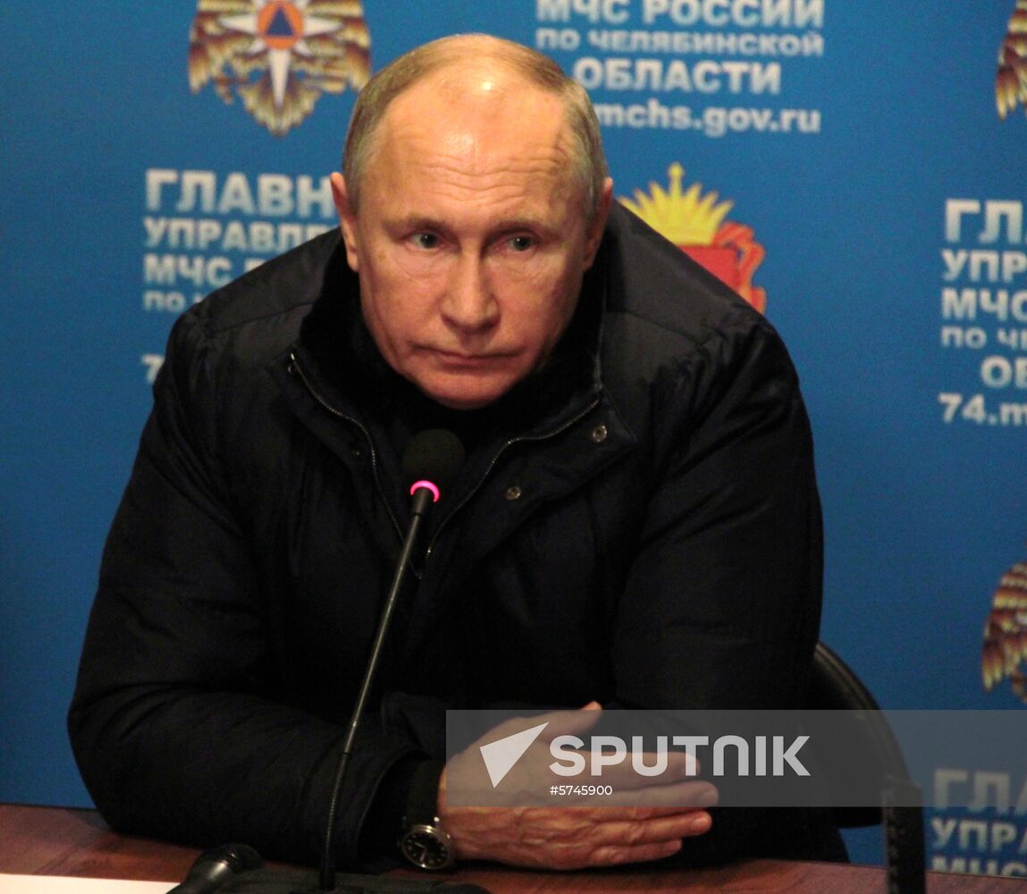 President Putin arrives in Magnitogorsk where part of apartment block collapsed due to blast