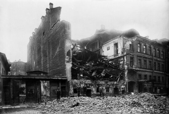 Explosion in Leontyevsky Pereulok