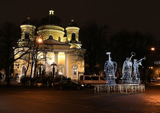 Russian President Putin attends Christmas service