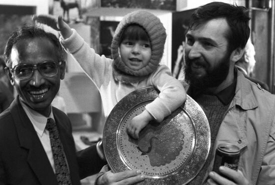 Contest of children's drawings as part of 'Nature, the Wealth of India'