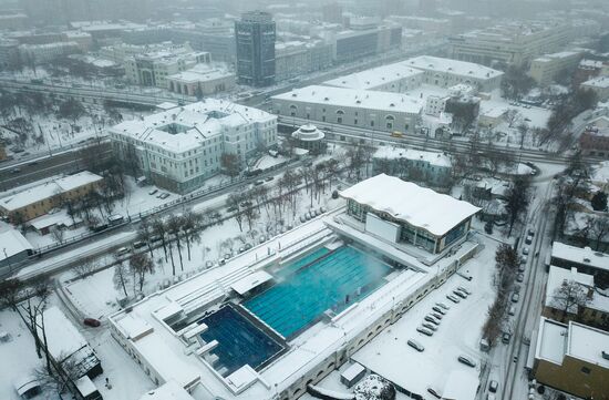 Russia Winter Outdoor Pool