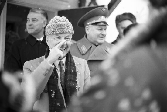 Deutsche Bank head F. Wilhelm Christians at Baikonur