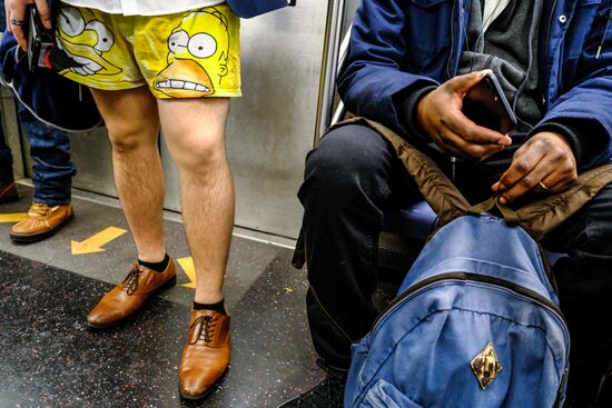 US No Pants Subway Ride