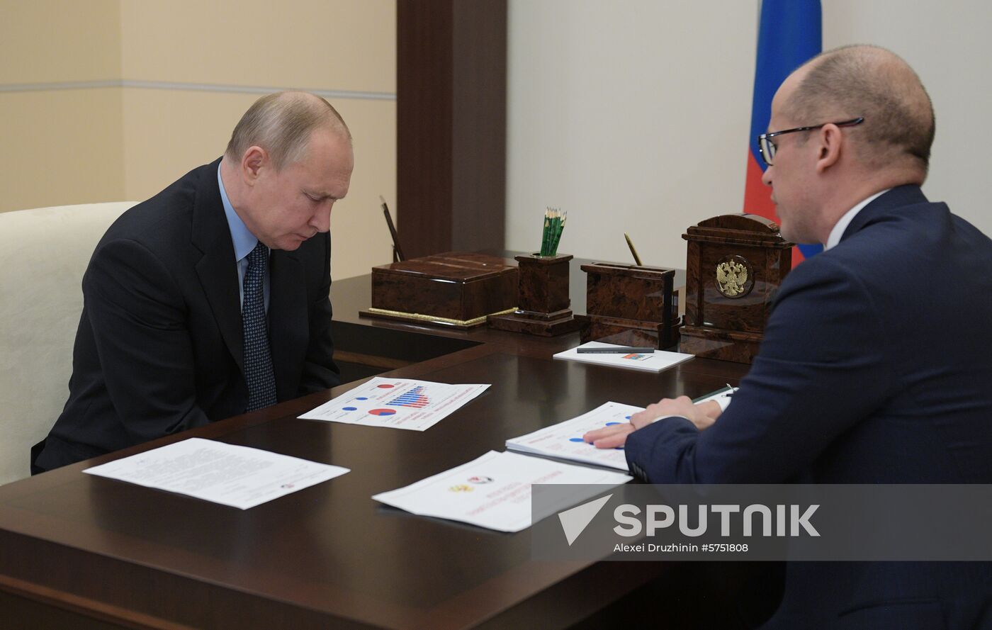 President Vladimir Putin meets with Head of Udmurtia Alexander Brechalov