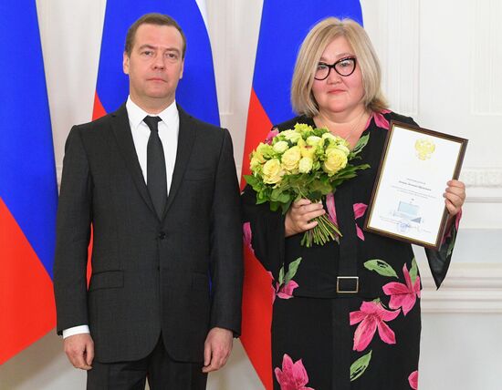 Prime Minister Dmitry Medvedev presents 2018 Russian Government mass media awards