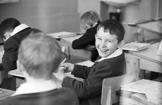 First-graders at Moscow's Secondary School No.40