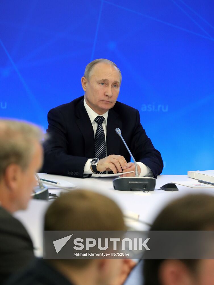President Vladimir Putin chairs meeting of Agency for Strategic Initiatives Supervisory Board