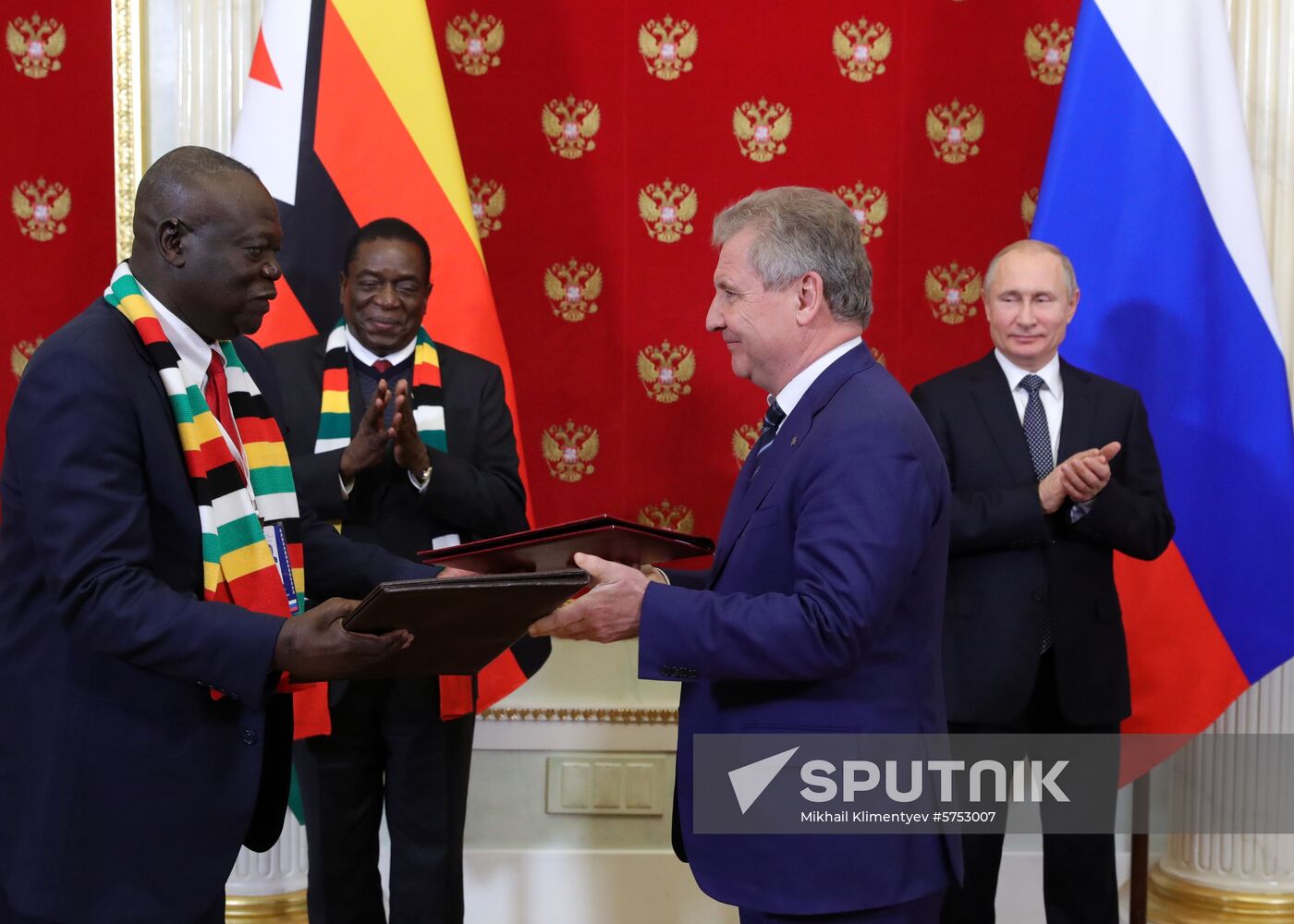 President Vladimir Putin meets with President of Zimbabwe Emmerson Mnangagwa
