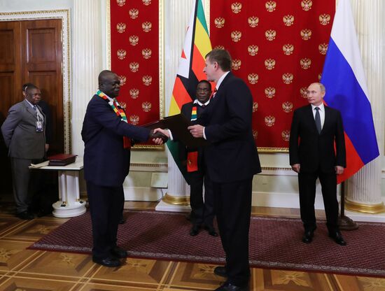 President Vladimir Putin meets with President of Zimbabwe Emmerson Mnangagwa