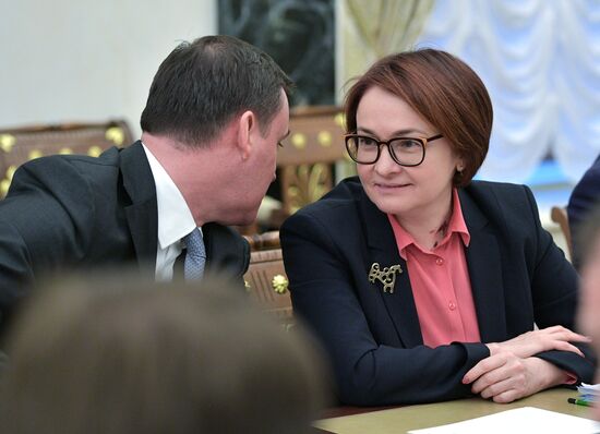 President Vladimir Putin holds meeting with Government members