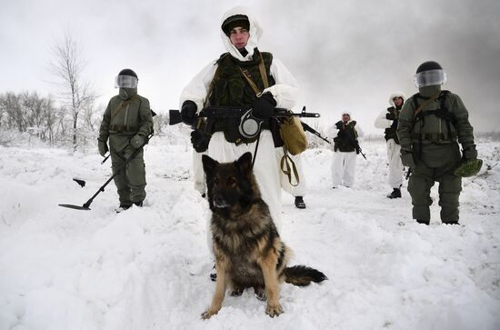 Russia Engineering Corps Drills