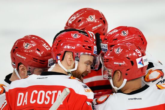 Russia Ice Hockey Avtomobilist -Traktor