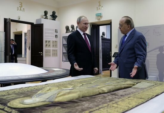 President Vladimir Putin holds meeting of Lomonosov Moscow State University Board of Trustees