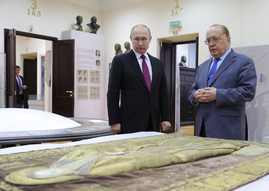 President Vladimir Putin holds meeting of Lomonosov Moscow State University Board of Trustees