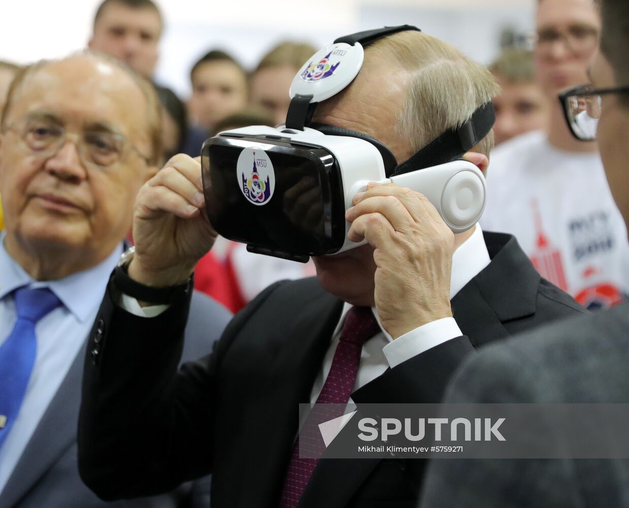 President Vladimir Putin holds meeting of Lomonosov Moscow State University Board of Trustees