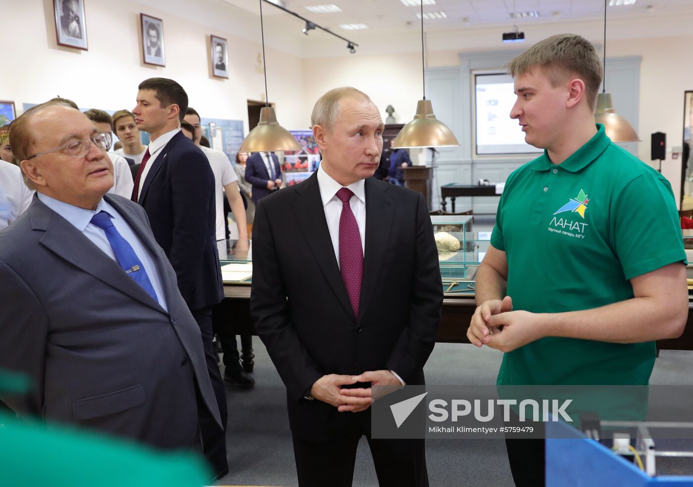 President Vladimir Putin holds meeting of Lomonosov Moscow State University Board of Trustees