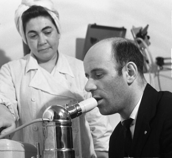 Health and recreation facility of Moscow's Hammer and Sickle Steel Plant