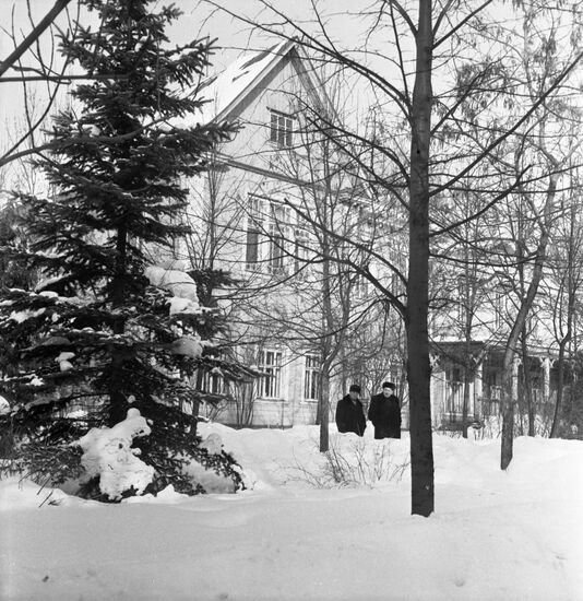 Health and recreation facility of Moscow's Hammer and Sickle Steel Plant