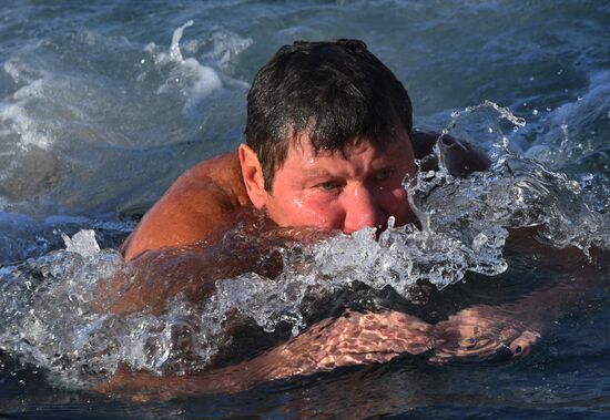 Russia Winter Swimming