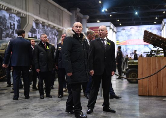 President Putin attends events marking 75th anniversary of breaking Nazi siege of Leningrad