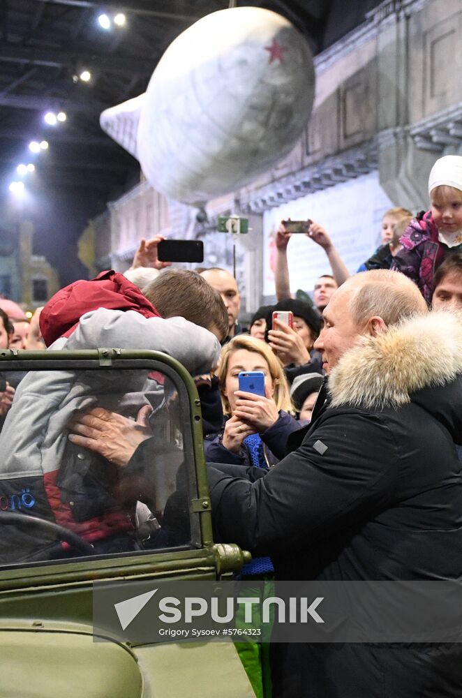 Russia End of Leningrad Siege Anniversary