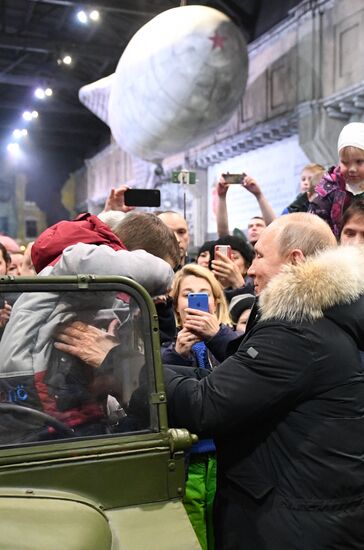Russia End of Leningrad Siege Anniversary