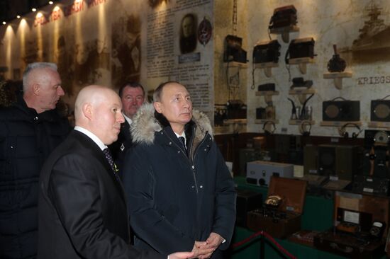 President Putin attends events marking 75th anniversary of breaking Nazi siege of Leningrad
