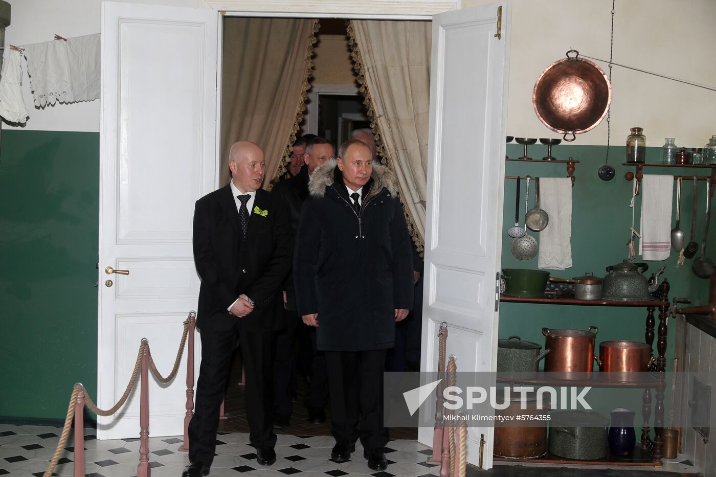President Putin attends events marking 75th anniversary of breaking Nazi siege of Leningrad