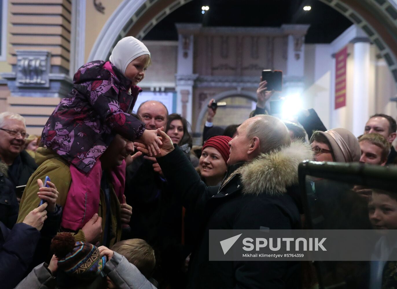 President Putin attends events marking 75th anniversary of breaking Nazi siege of Leningrad