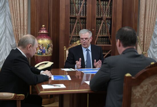 President Putin meets with Agriculture Minister Patrushev and Rosselkhoznadzor head Dankvert