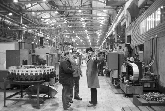 Director of Ivanovo machine-tool plant Kabaidze