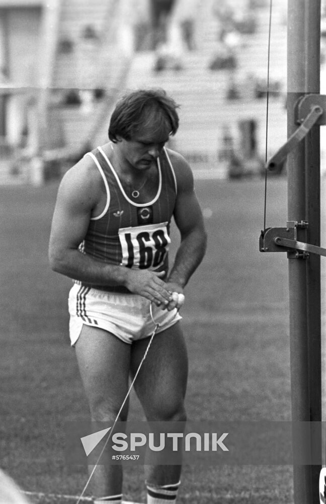 Soviet athlete Yury Sedykh