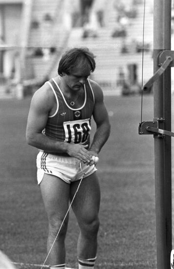 Soviet athlete Yury Sedykh