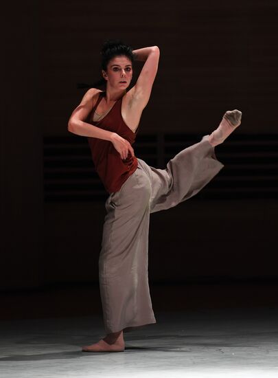 Russia Light Breath Ballet