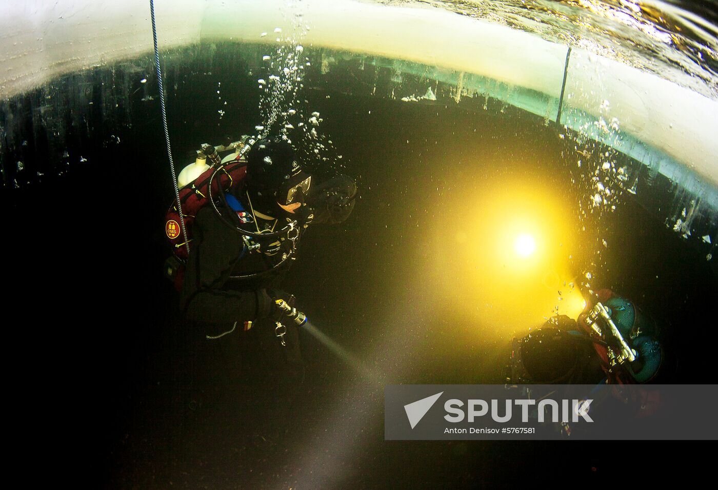 World record holder in diving  Ahmed Gabr completes first dive below ice