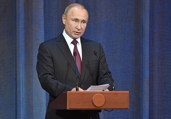 Vladimir Putin attends events marking 10th anniversary of Church Council and Patriarch enthronement