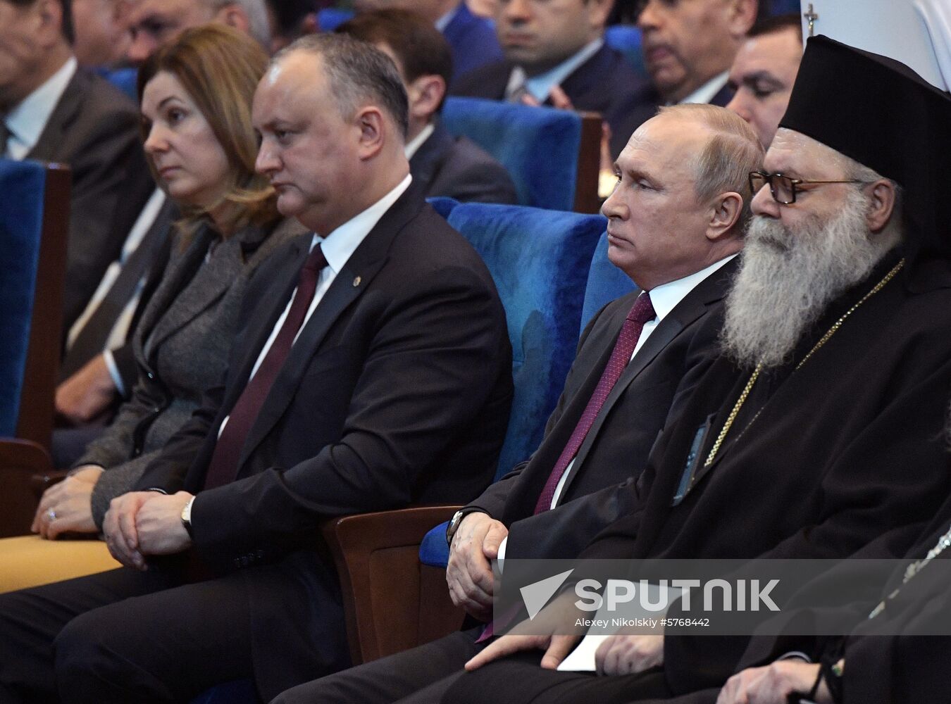 Vladimir Putin attends events marking 10th anniversary of Church Council and Patriarch enthronement