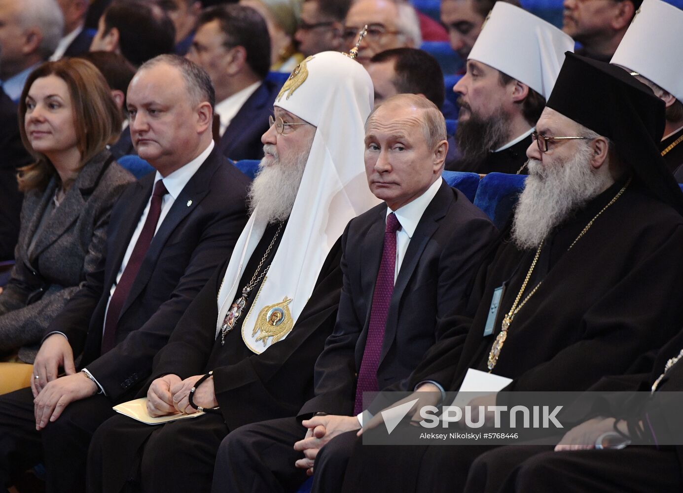 Vladimir Putin attends events marking 10th anniversary of Church Council and Patriarch enthronement