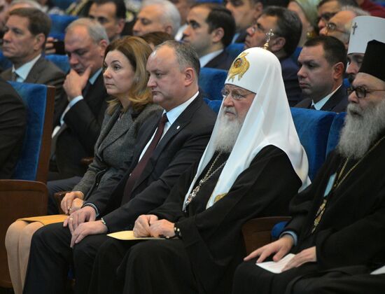 Vladimir Putin attends events marking 10th anniversary of Church Council and Patriarch enthronement