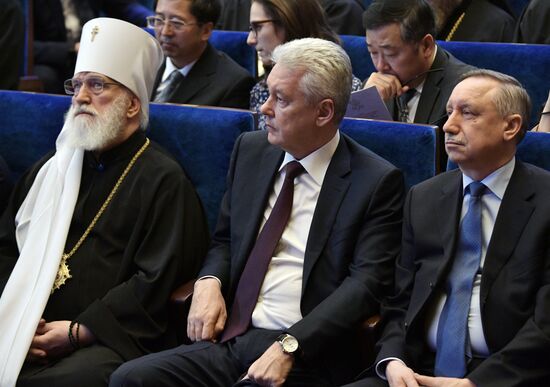 Vladimir Putin attends events marking 10th anniversary of Church Council and Patriarch enthronement