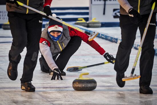Russia Curling