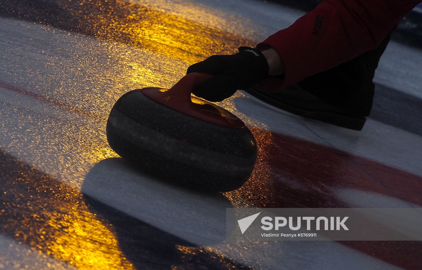 Russia Curling