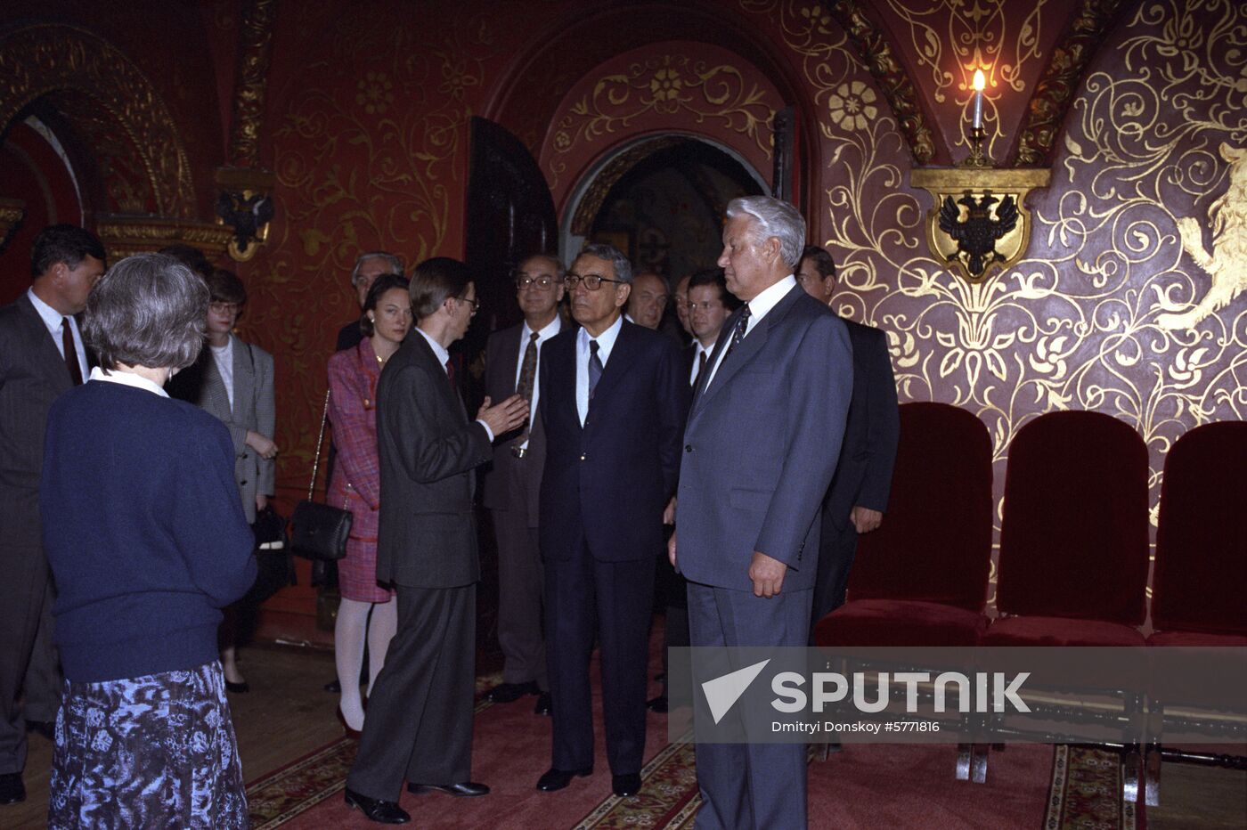 UN Secretary-General Boutros Boutros-Ghali on visit to Russia