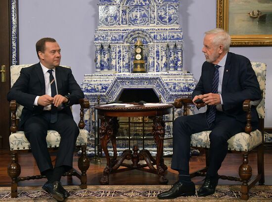 Prime Minister Dmitry Medvedev meets with ISO President John Walter