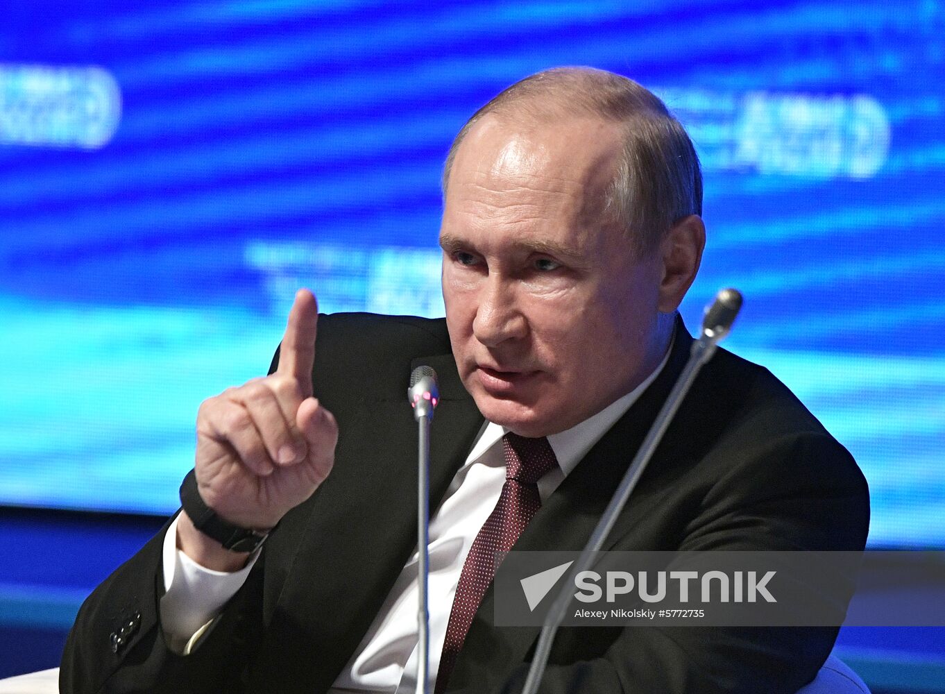 President Vladimir Putin attends meeting of Delovaya Rossiya's Business Forum