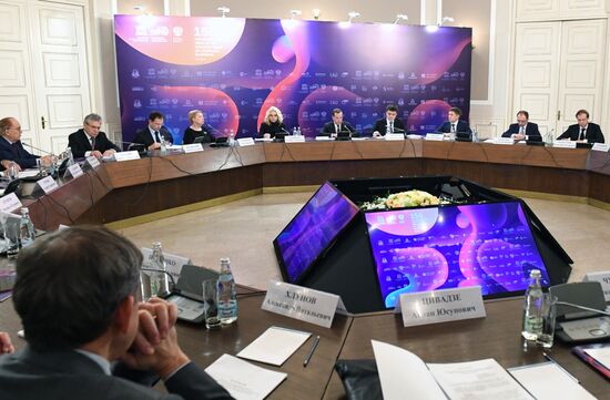 Prime Minister Dmitry Medvedev attends events as part of Year of Mendeleev's Periodic Table