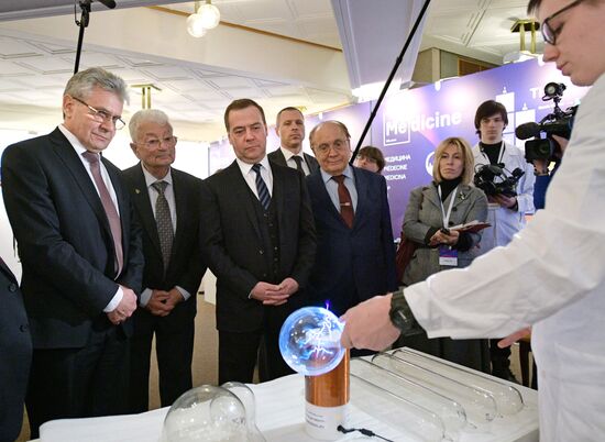 Prime Minister Dmitry Medvedev attends events as part of Year of Mendeleev's Periodic Table
